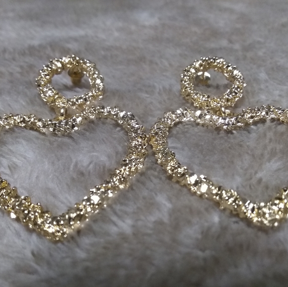 ♥️ earrings - Picture 2 of 3